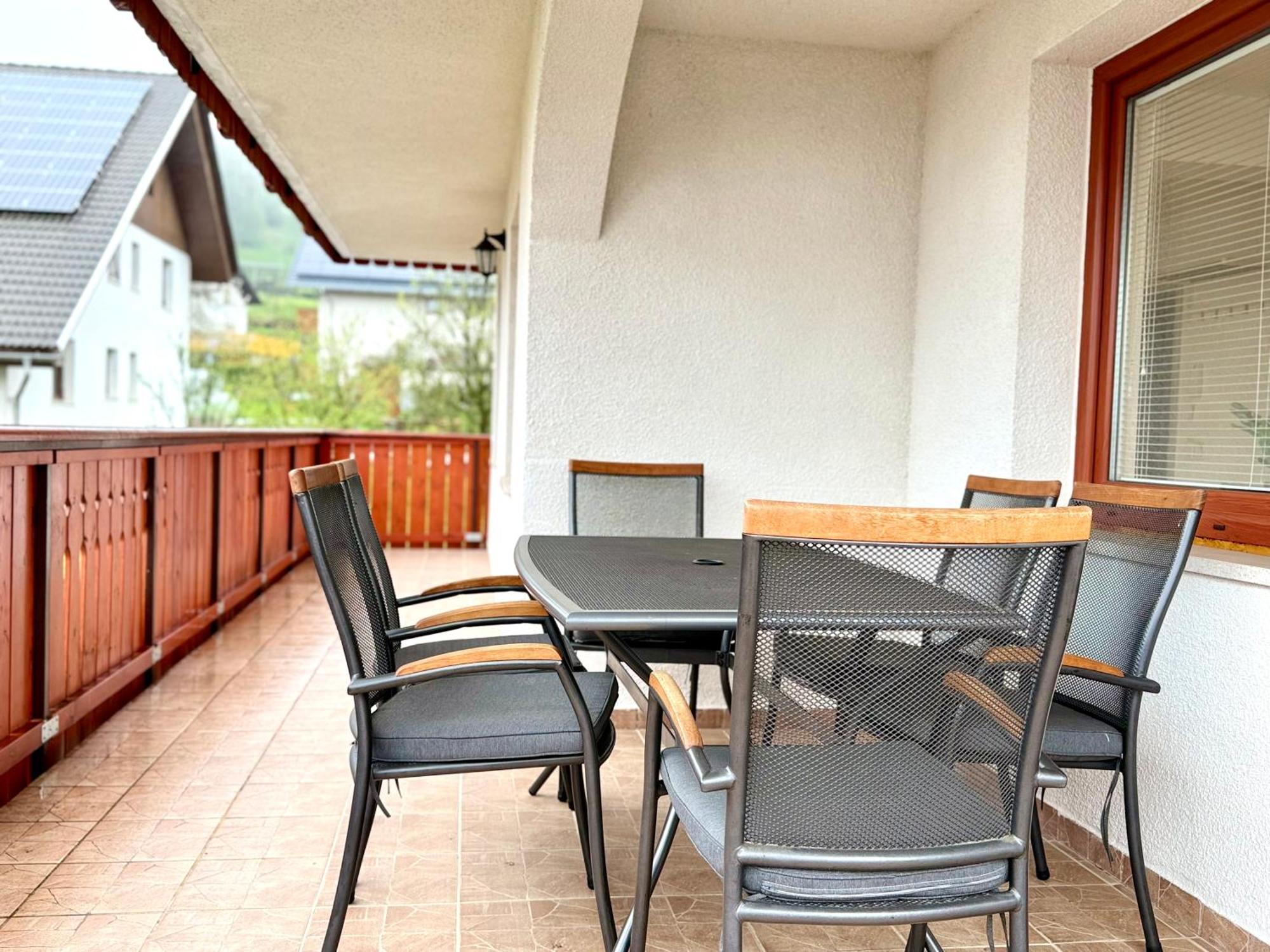 Guest House Kobal Spodnje Gorje Екстер'єр фото